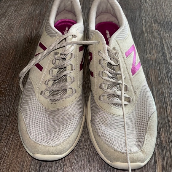 New Balance memory foam women’s size 9.5 sneakers tan and pink - Picture 1 of 6